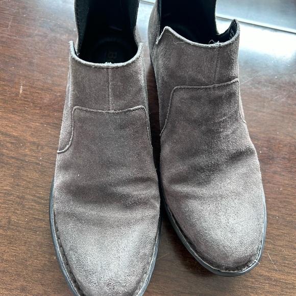 Born Kerri Ankle Bootie - Picture 1 of 4